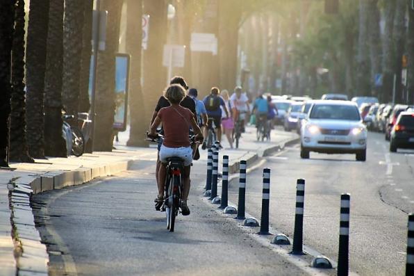 El Ayuntamiento quiere reducir el uso de coches en el núcleo urbano