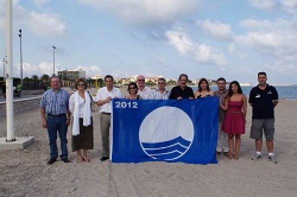 La Bandera Blava oneja a tres platges de Vandellòs i lHospitalet de lInfant