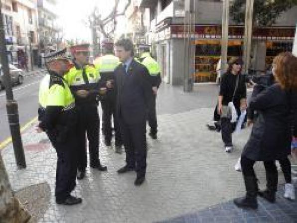 Campaña informativa y de prevención ante las distracciones al volante en la Costa Dorada